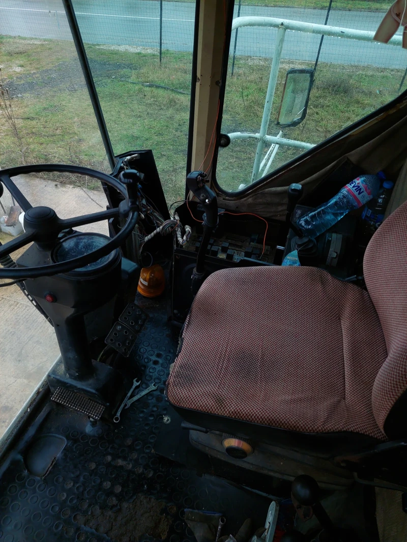 Комбайн Claas Dominator 98sl, снимка 7 - Селскостопанска техника - 53101121