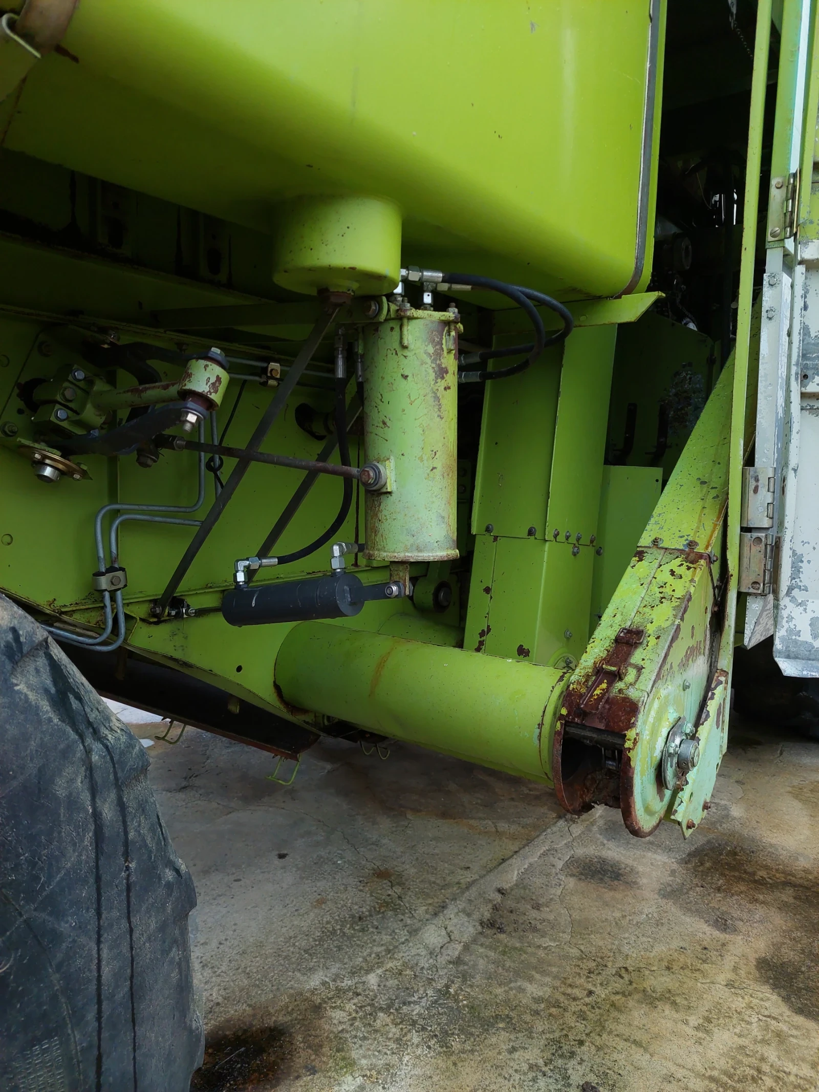 Комбайн Claas Dominator 98sl - изображение 5