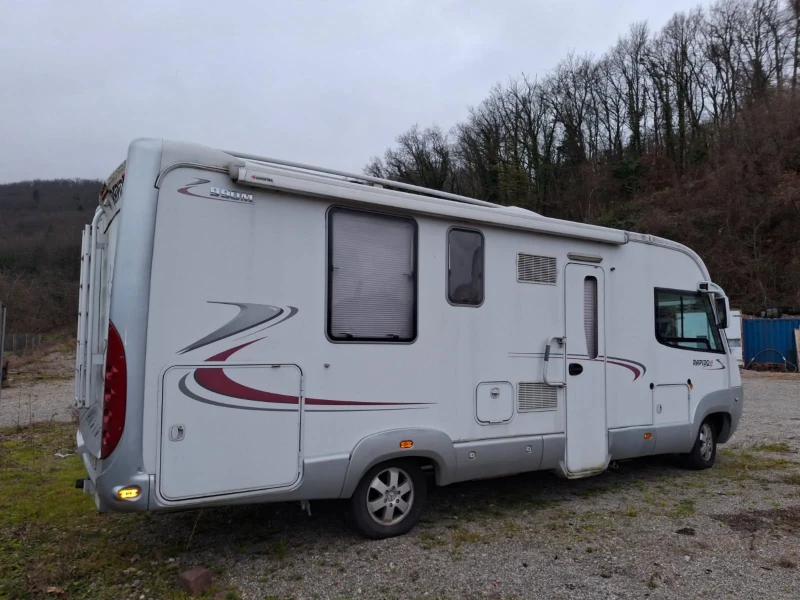 Кемпер Mercedes-Benz RAPIDO 990M, снимка 4 - Каравани и кемпери - 53198629