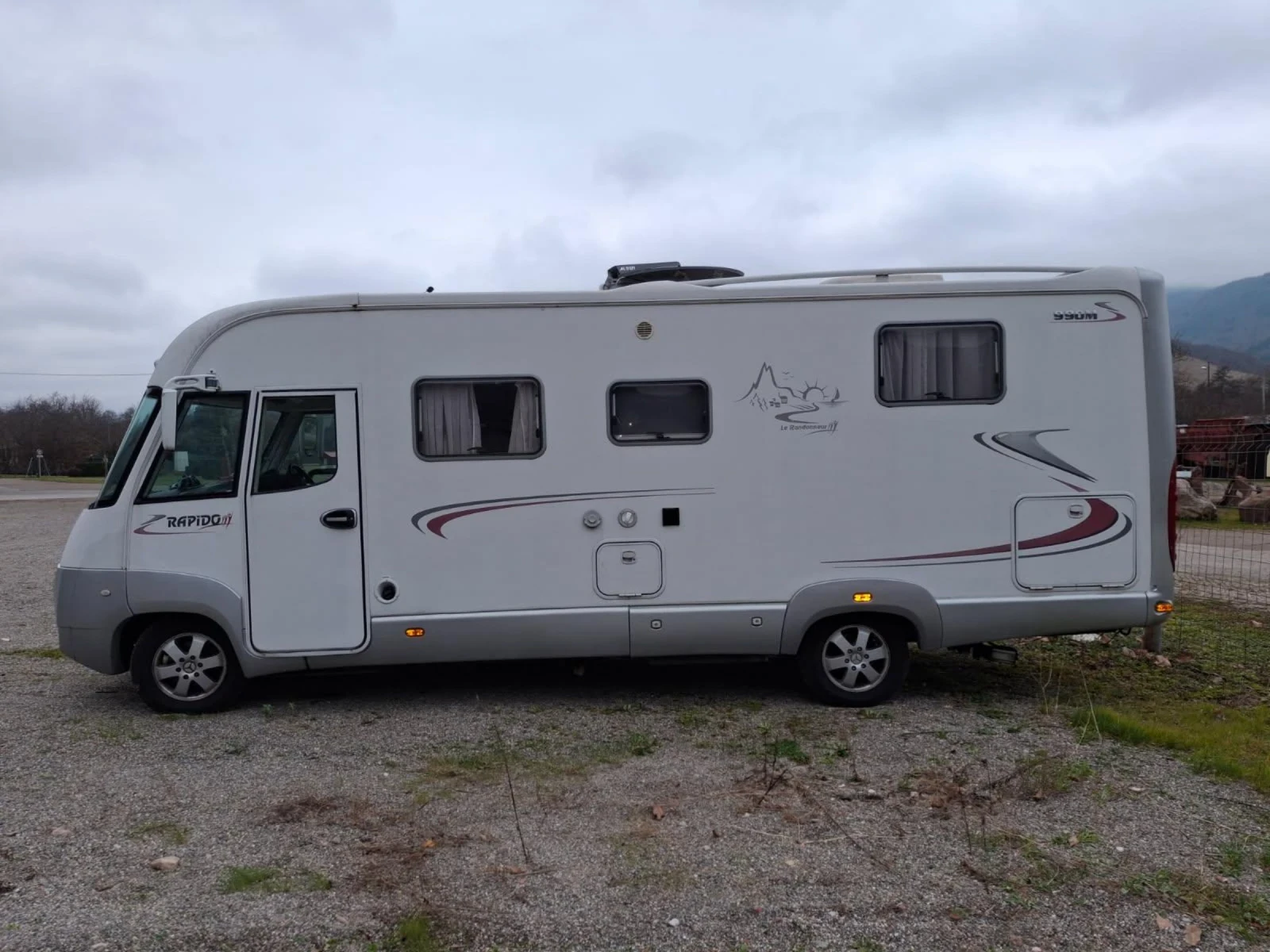 Кемпер Mercedes-Benz RAPIDO 990M, снимка 1