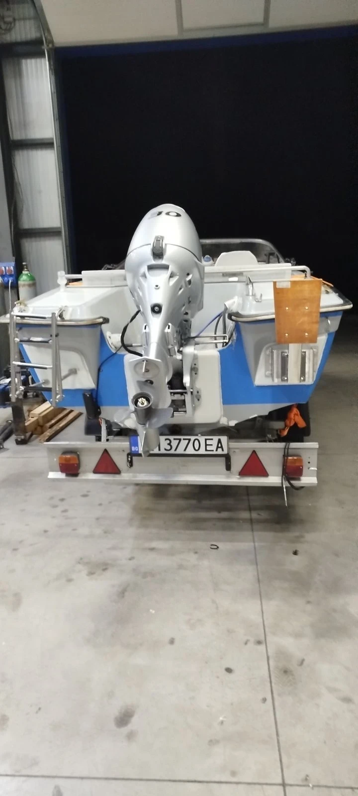 Лодка Собствено производство с НОВ Двигател HONDA 30кс, снимка 11 - Воден транспорт - 55612005