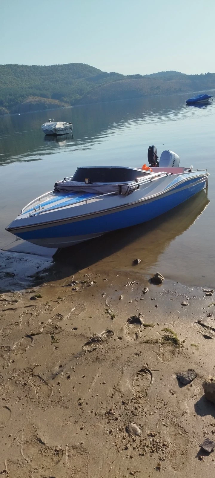 Лодка Собствено производство с НОВ Двигател HONDA 30кс