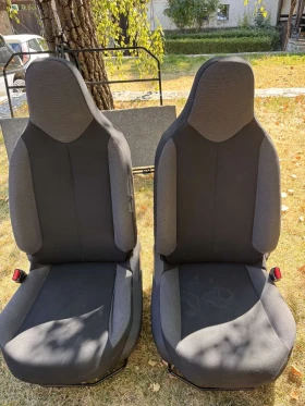 Седалки Toyota aygo, снимка 5