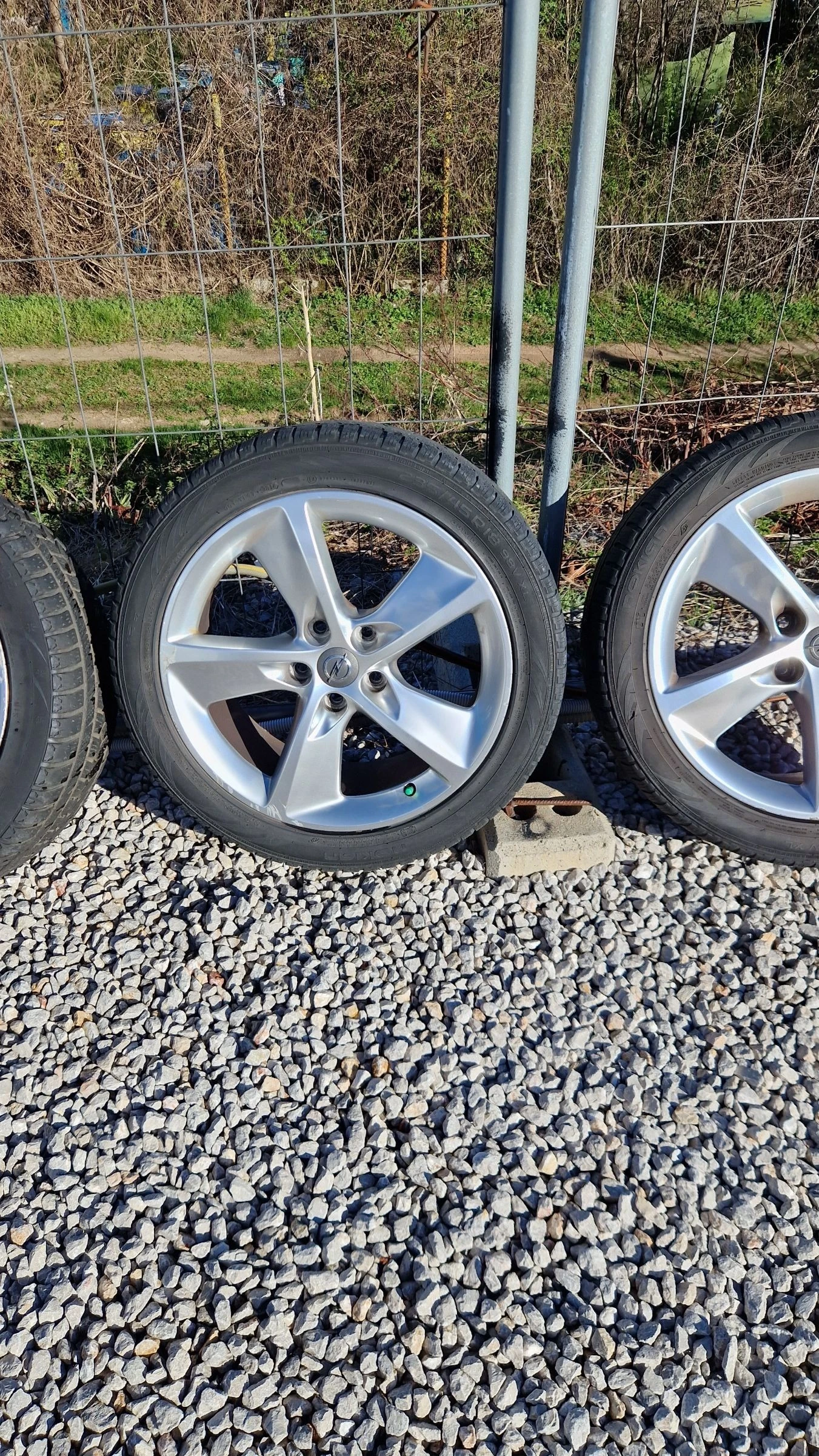    235/45R18  Opel | Mobile.bg   5