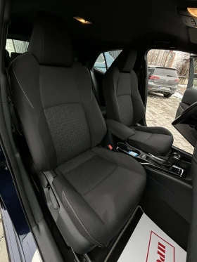 Toyota Corolla 1.8 HYBRID, снимка 16