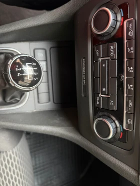 VW Golf 6 Bifuel 1.6 бензин/фабрична газ сервизна история , снимка 16