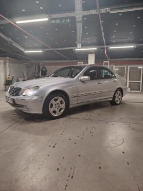 Mercedes-Benz C 200, снимка 5