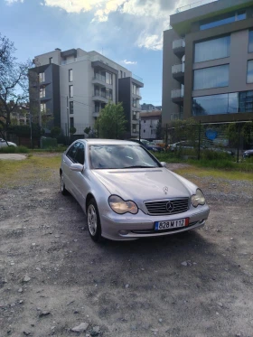 Mercedes-Benz C 200, снимка 3