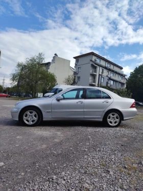 Mercedes-Benz C 200, снимка 1