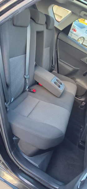 Toyota Auris 1.8 Hybrid, батерия като нова, панорама, снимка 7