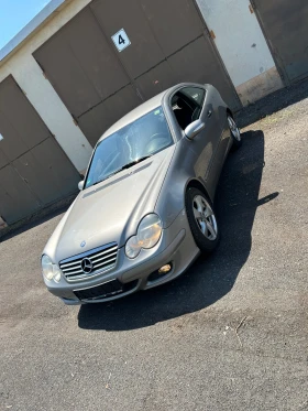 Mercedes-Benz C 200, снимка 9
