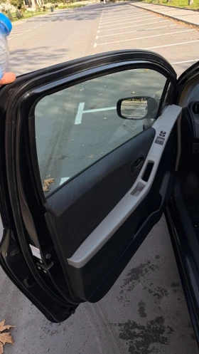 Toyota Yaris, снимка 9