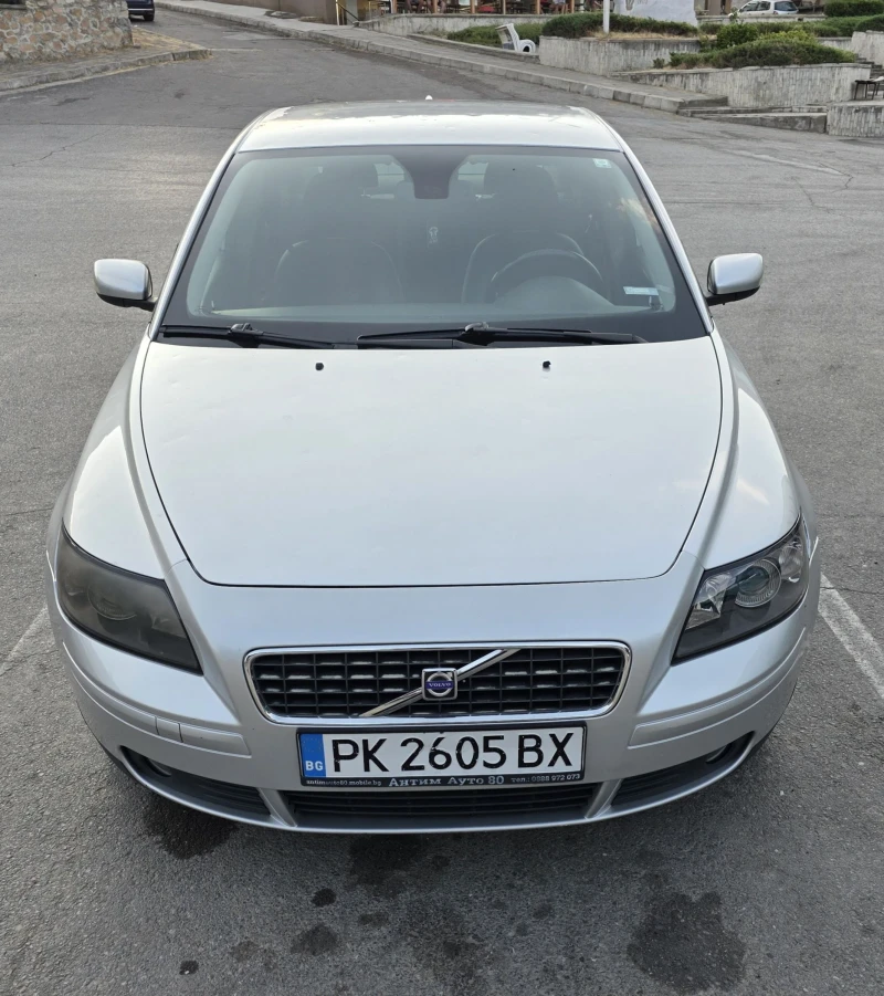 Volvo S40, снимка 2 - Автомобили и джипове - 51044592