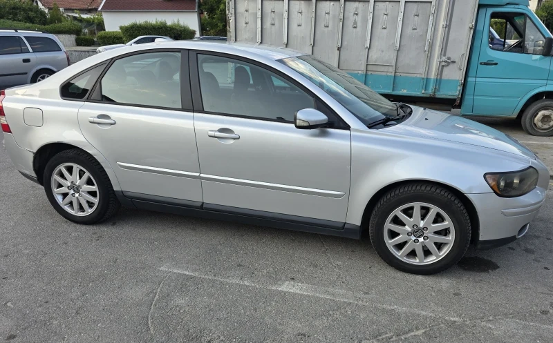 Volvo S40, снимка 6 - Автомобили и джипове - 51044592