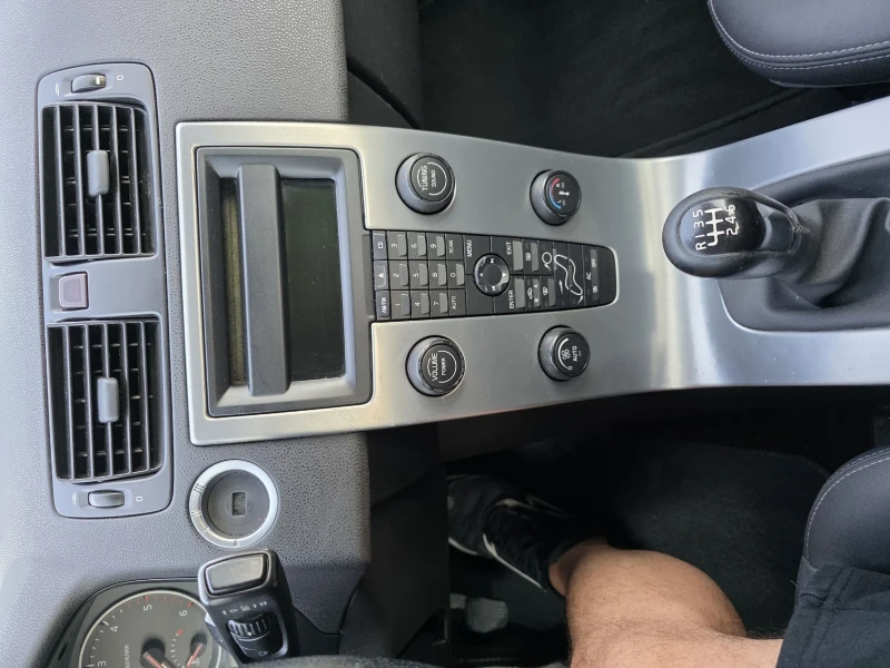 Volvo S40, снимка 12 - Автомобили и джипове - 51044592