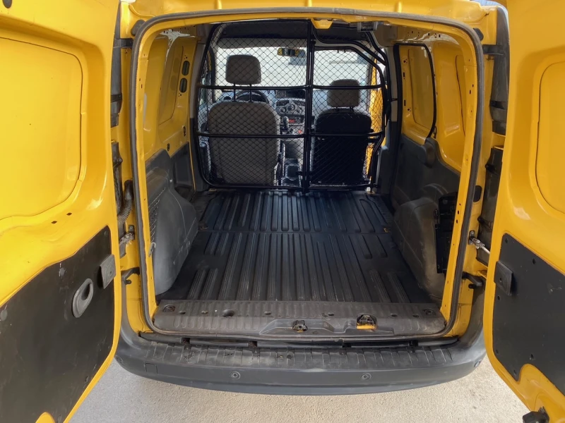 Renault Kangoo 1, 5 dci AC Camera, снимка 14 - Автомобили и джипове - 52336255