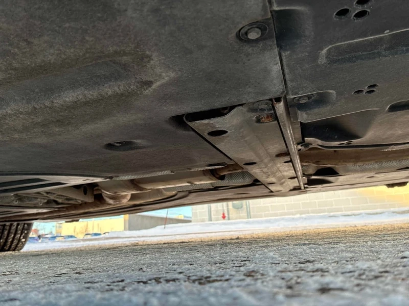 BMW 330 i xDrive 2023 * CARFAX * БЕЗ ПЪРВОНАЧАЛНА ВНОСКА, снимка 13 - Автомобили и джипове - 52714807