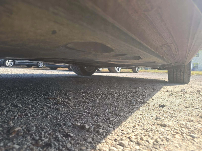 VW Passat, снимка 8 - Автомобили и джипове - 53085193