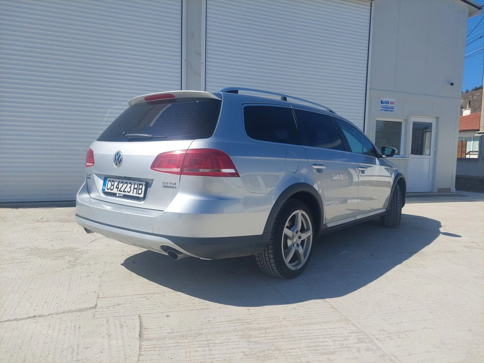 VW Alltrack B7 - модел 2015 - изображение 4