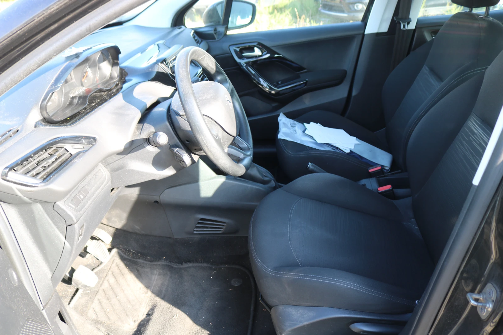 Peugeot 208 1.4 90 к.с. НА ЧАСТИ | Mobile.bg — изображение 11