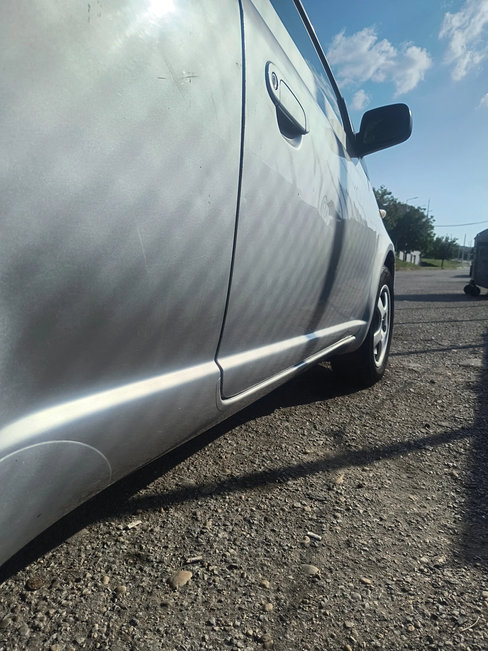 Toyota Yaris  - изображение 4