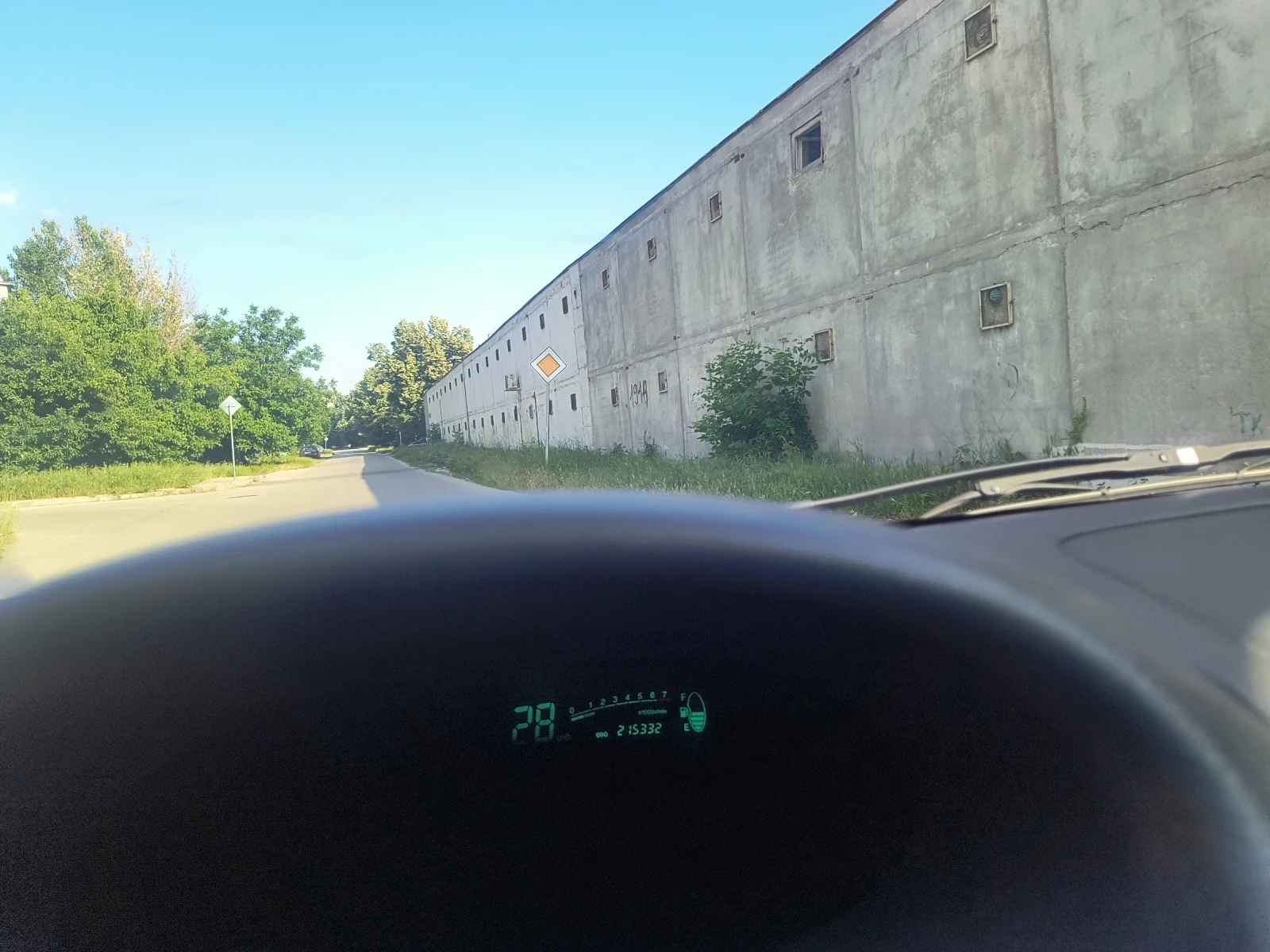 Toyota Yaris  - изображение 3