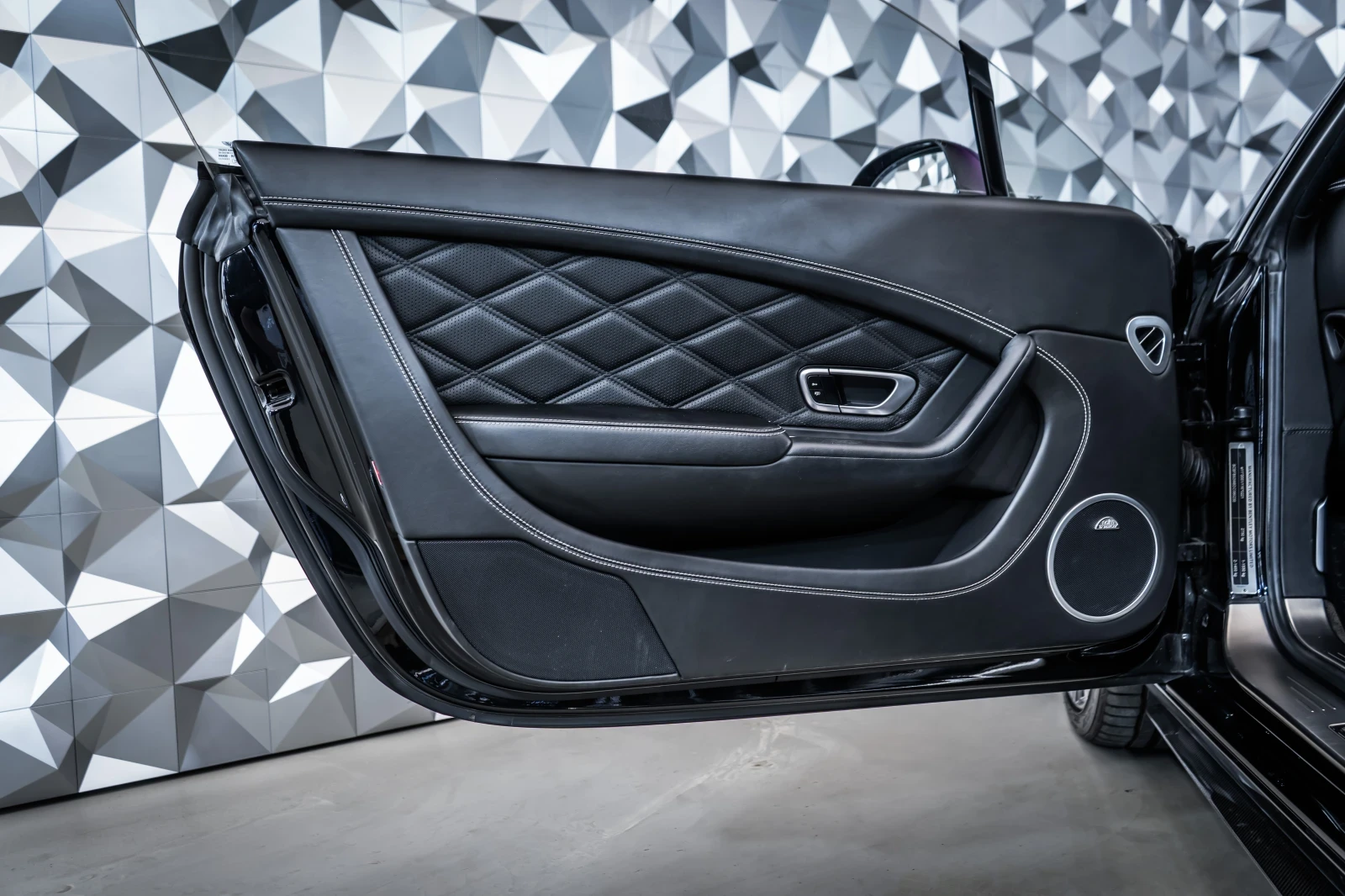 Bentley Continental gt Speed W12 * NAIM - изображение 7
