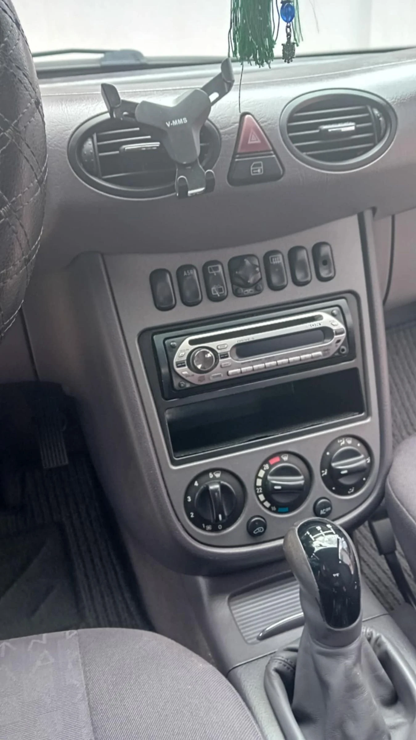 Mercedes-Benz A 160  - изображение 9