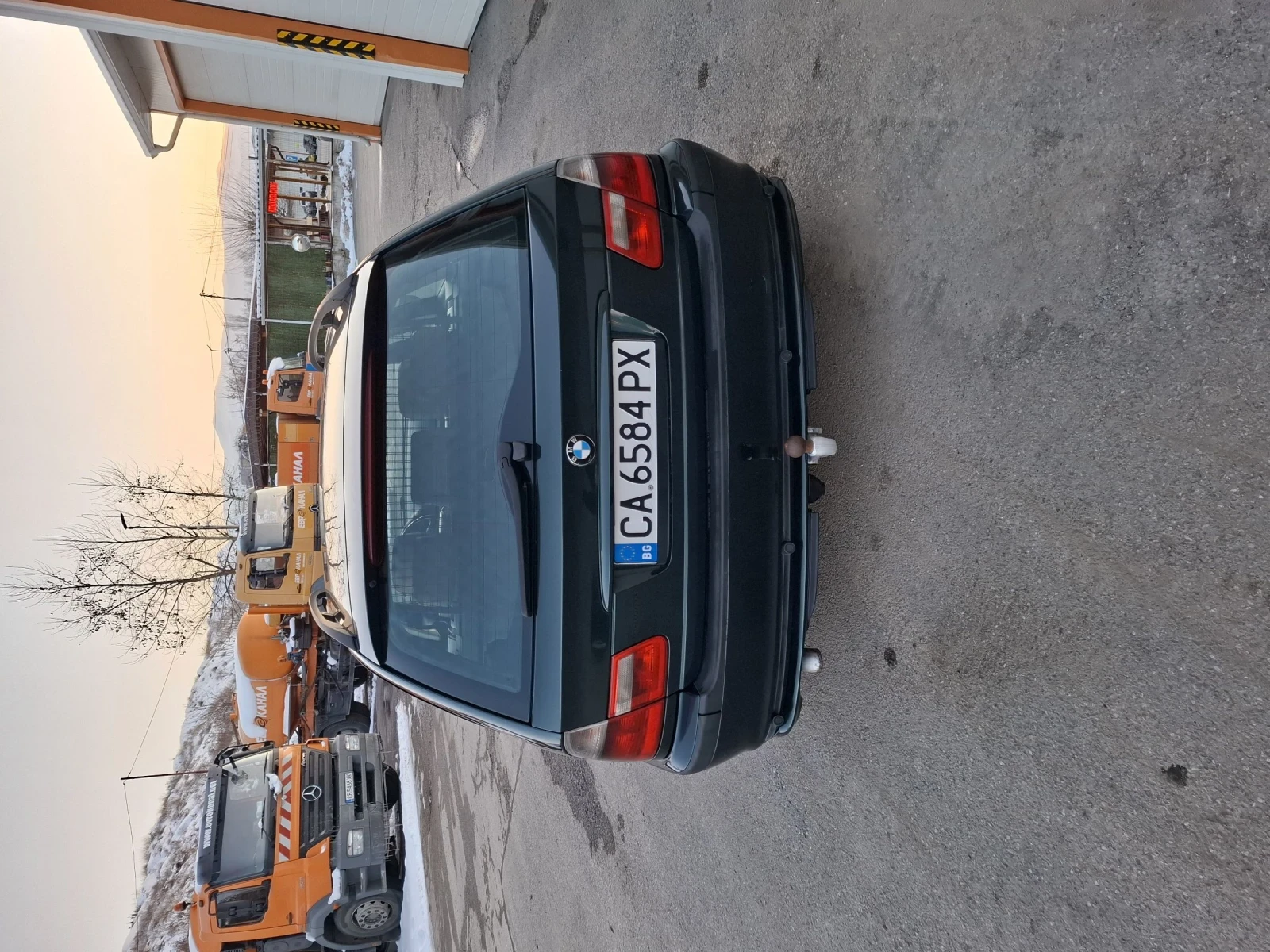 BMW 320  - изображение 5