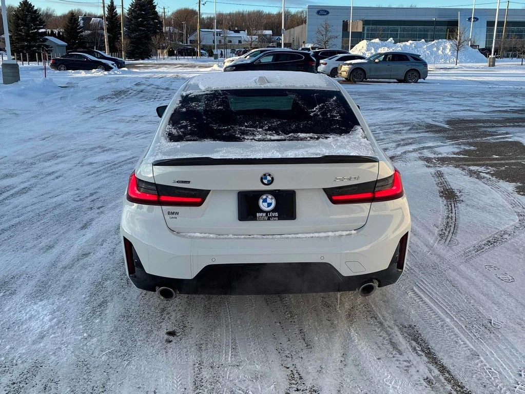 BMW 330 i xDrive 2023 * CARFAX *    | Mobile.bg   5