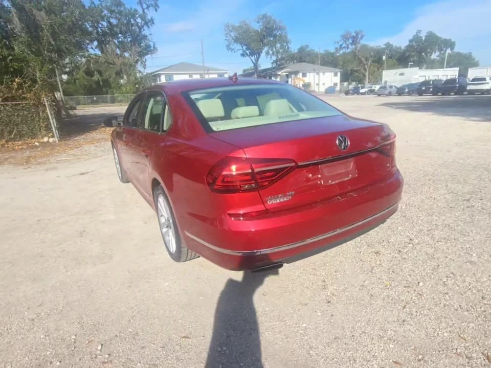 VW Passat  - изображение 4