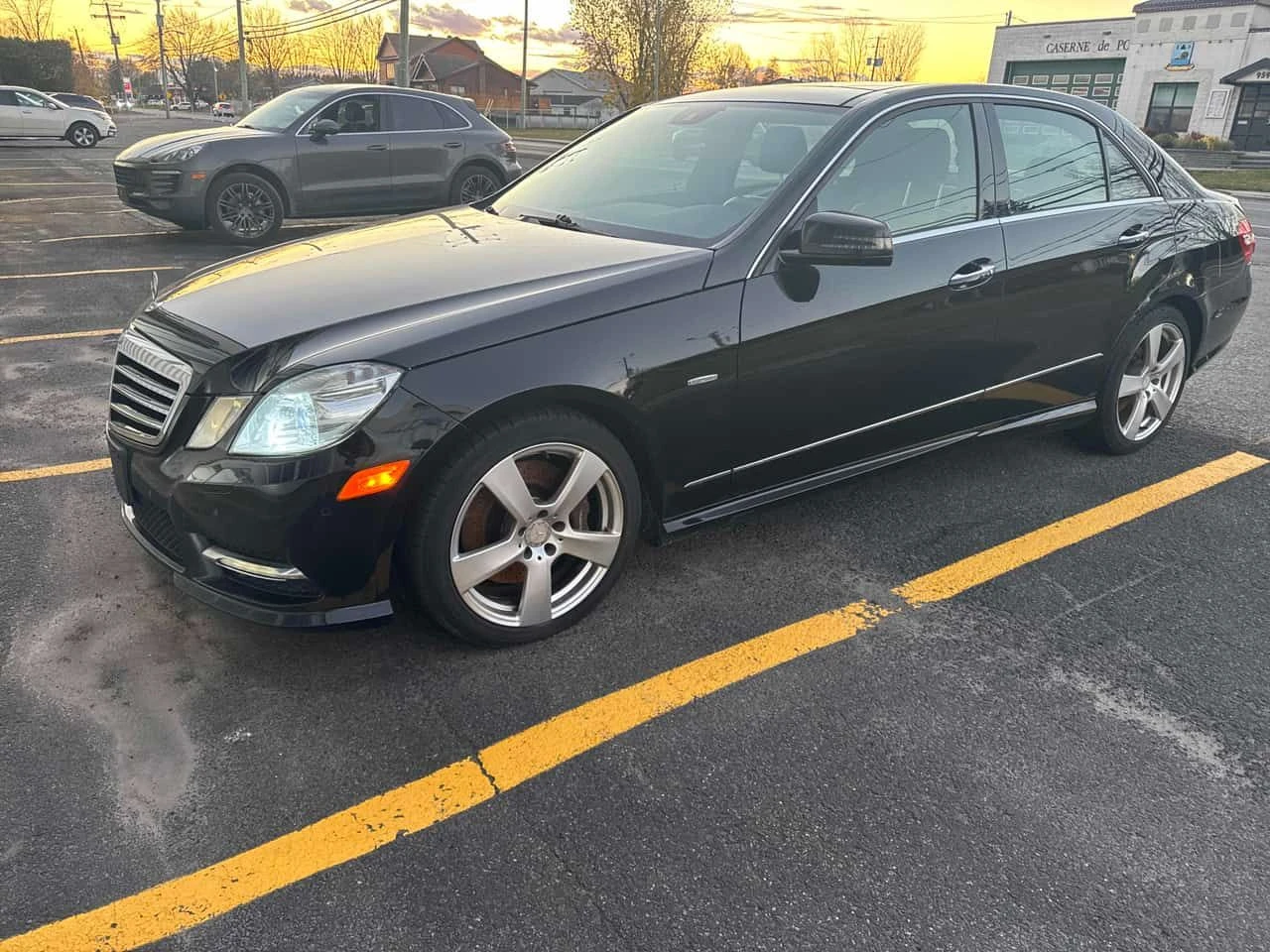 Mercedes-Benz E 350 4MATIC / ПОДГРЕВИ / ПАНОРАМА / ОТ ПРЕДСТАВИТЕЛСТВО