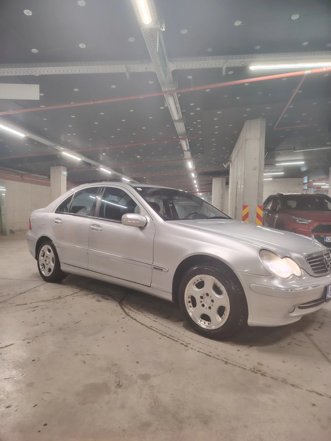 Mercedes-Benz C 200, снимка 6 - Автомобили и джипове - 54390719