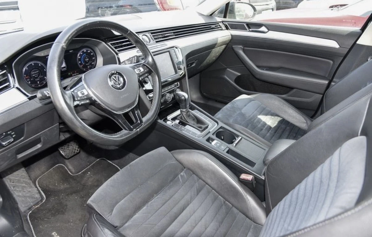 VW Passat HIGHLINE DSG DIGITAL ОЧАКВАН ВНОС, снимка 11 - Автомобили и джипове - 54717230