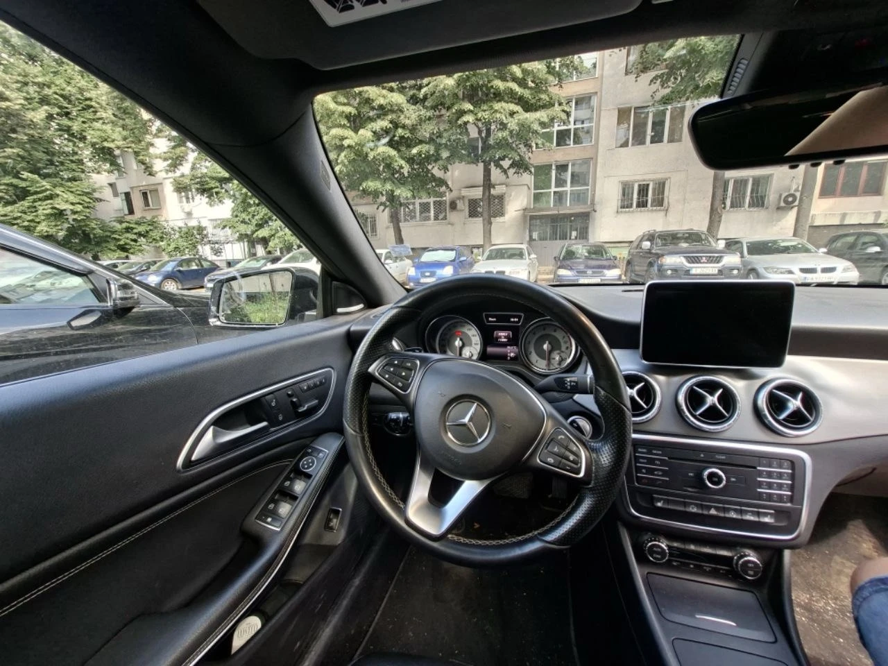 Mercedes-Benz CLA 250 AMG PKG | 4MATIC | PANO, снимка 6 - Автомобили и джипове - 55270347