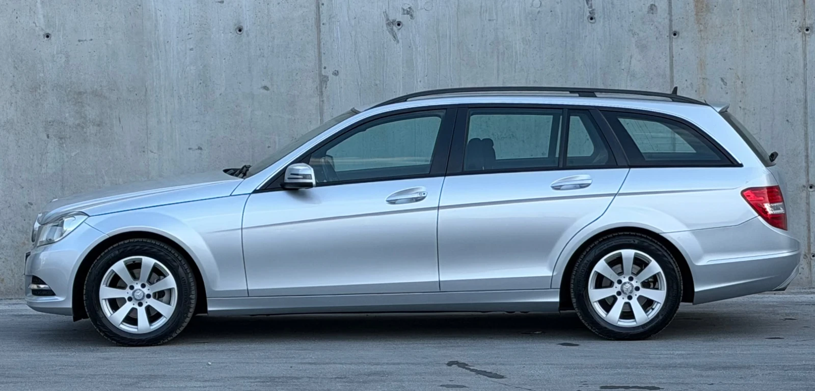 Mercedes-Benz C 220 2.2CDi * Face-Lift* * Автоматик* , снимка 7 - Автомобили и джипове - 55304482