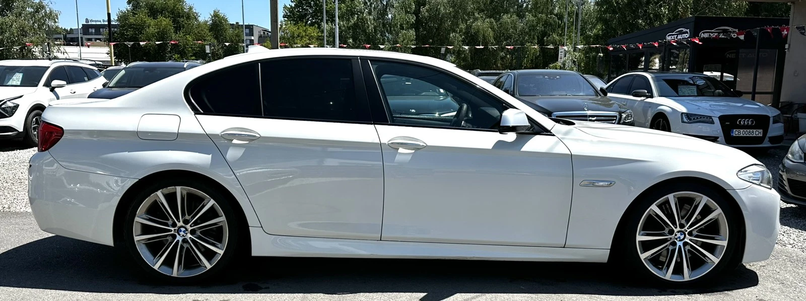 BMW 550 XD 381HP HUD SOFT CLOSE LANE ASSIST BLIND SPOT EU6, снимка 4 - Автомобили и джипове - 55486494