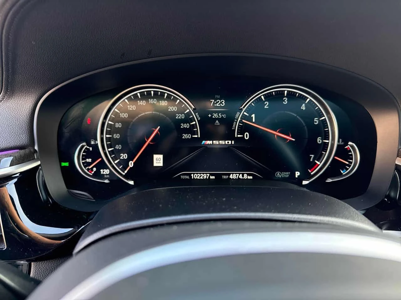 BMW 550 * M550i xDrive* АВТОКРЕДИТ БЕЗ ПЪРВОНАЧАЛНА ВНОСКА, снимка 8 - Автомобили и джипове - 55592061