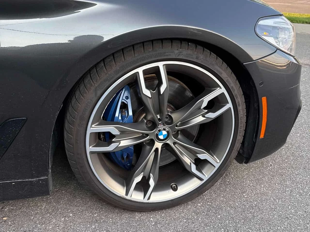 BMW 550 * M550i xDrive* АВТОКРЕДИТ БЕЗ ПЪРВОНАЧАЛНА ВНОСКА, снимка 7 - Автомобили и джипове - 55592061