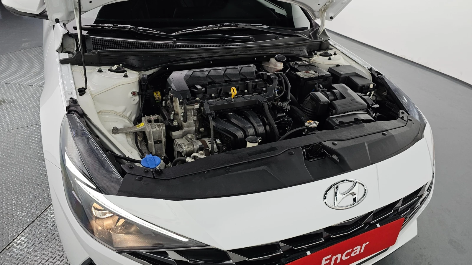 Hyundai Elantra SMART 1.6, снимка 5 - Автомобили и джипове - 55595154