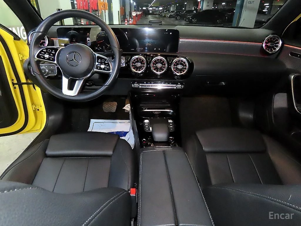 Mercedes-Benz A 220 ПОДГРЕВ* КАМЕРА* ПАМЕТ* LANE ASSIST* КРАЙНА ЦЕНА* , снимка 8 - Автомобили и джипове - 55684925