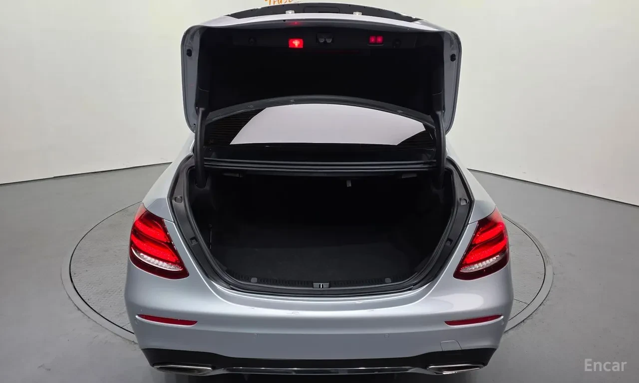 Mercedes-Benz E 300 AMG* Burmester360 ��������� ���� HUD K����� ���� | Mobile.bg � ����������� 10