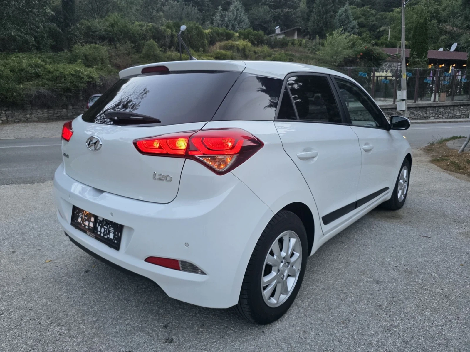 Hyundai I20 GO 1.25i 84кс  XENON/LED/TEMPOMAT/ЕURO 6/, снимка 5 - Автомобили и джипове - 55880026