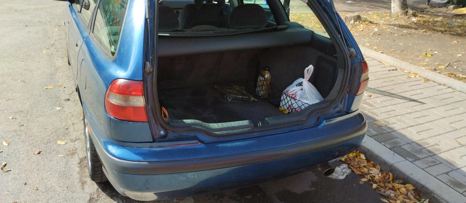Volvo V40, снимка 5 - Автомобили и джипове - 56553287