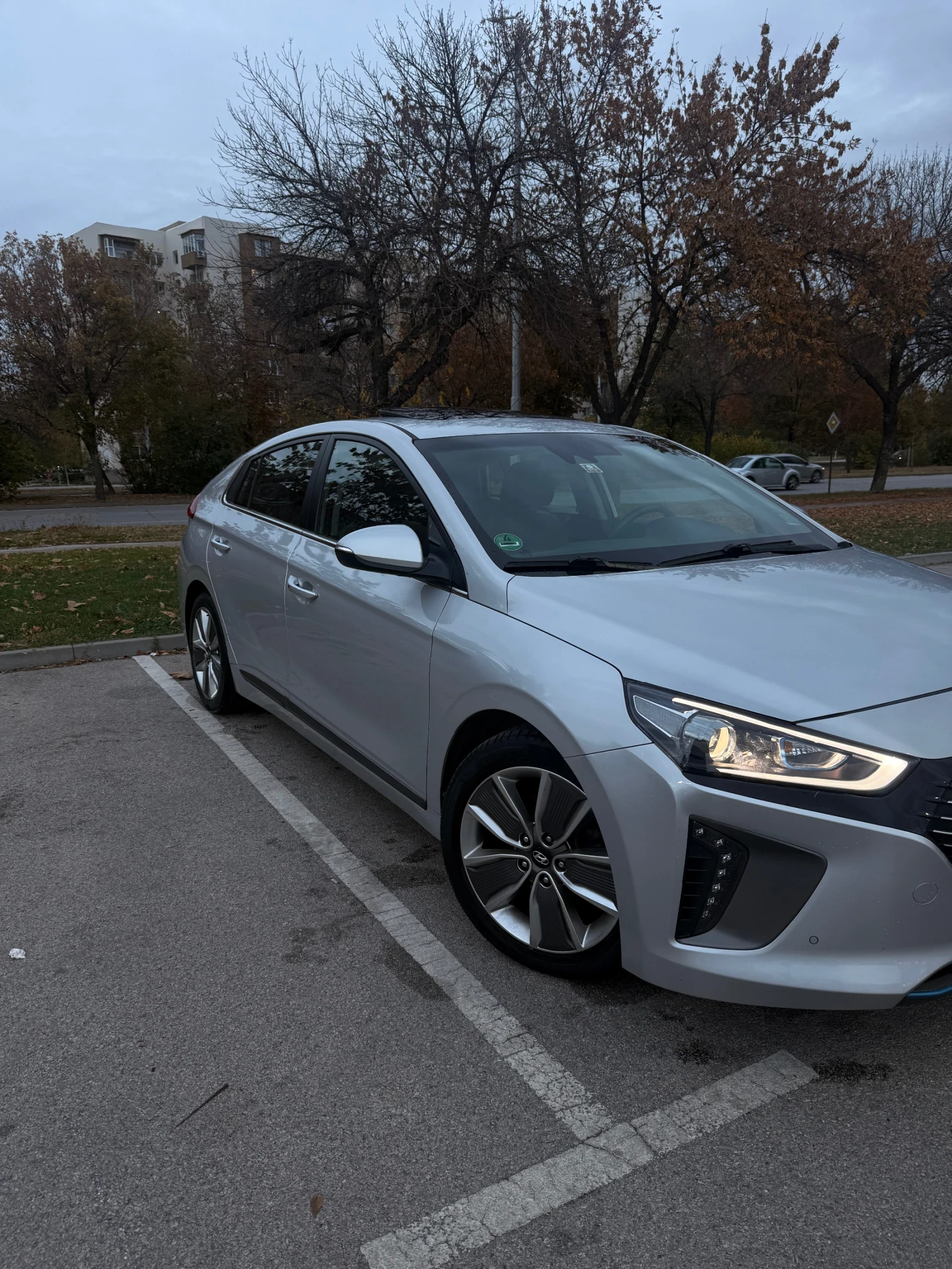 Hyundai Ioniq