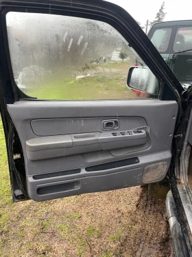 Nissan Navara 2.5 TDI , снимка 9