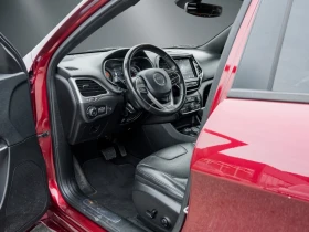 Jeep Cherokee * High Altitude 4x4 | Safety Certified | Clean Car - 36150 лв. / 18483.20 € - 49353139 7