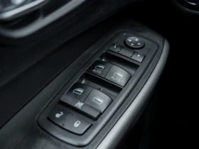 Jeep Cherokee * High Altitude 4x4 | Safety Certified | Clean Car - 36150 лв. / 18483.20 € - 49353139 14