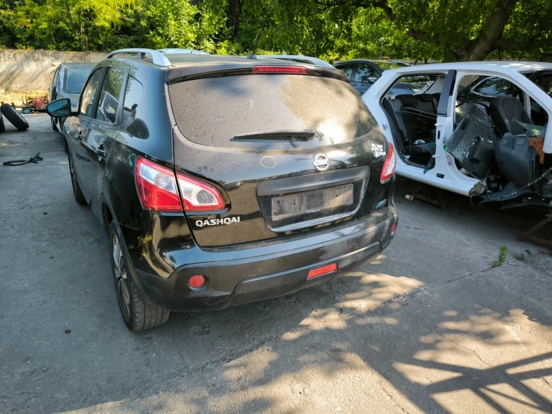 Nissan Qashqai 1.5dci, снимка 3 - Автомобили и джипове - 46519929