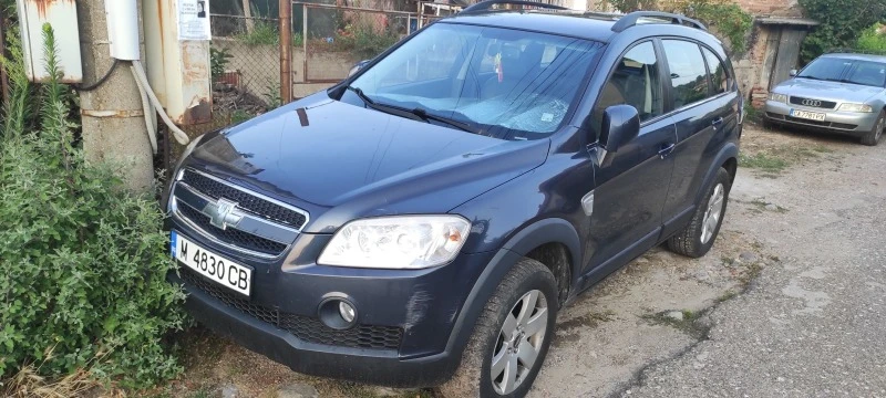 Chevrolet Captiva, снимка 3 - Автомобили и джипове - 46997378